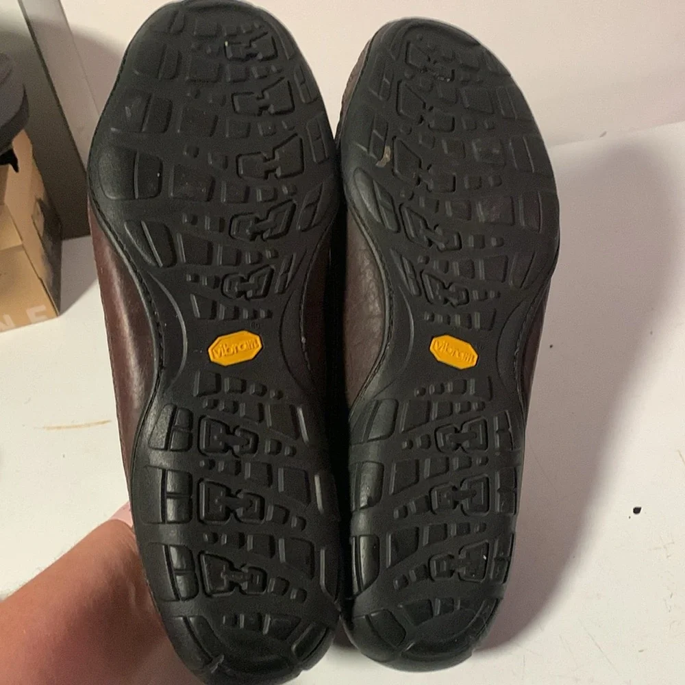 L.L.Bean lace up leather loafers. Size 9 1/2D